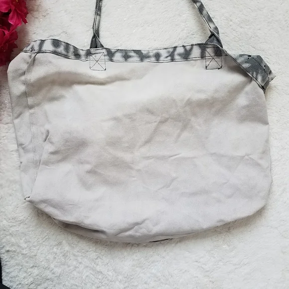 ALO YOGA Large Tote Bag - Picture 7 of 10